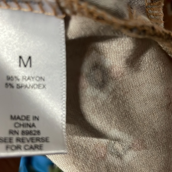 Top - Picture 4 of 4